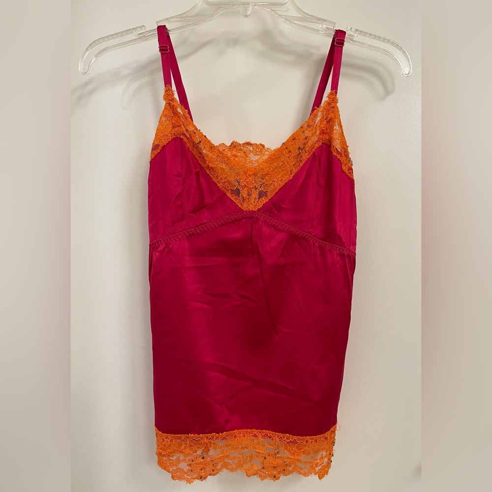 Silk camisole with lace. Size: XS.